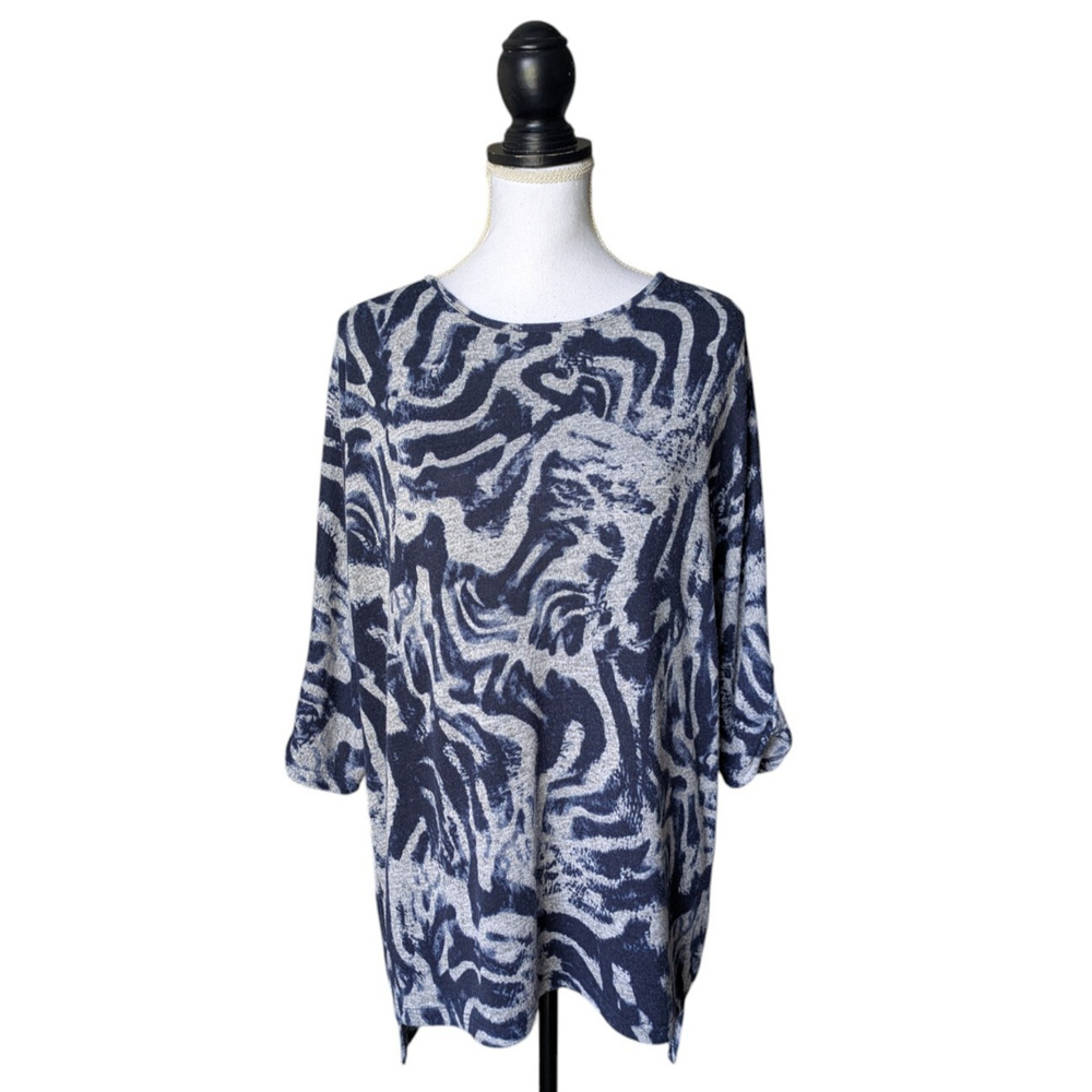Clara Sun Woo Gray Navy Blue Animal Print Tunic Top Size Small Stretch Made USA